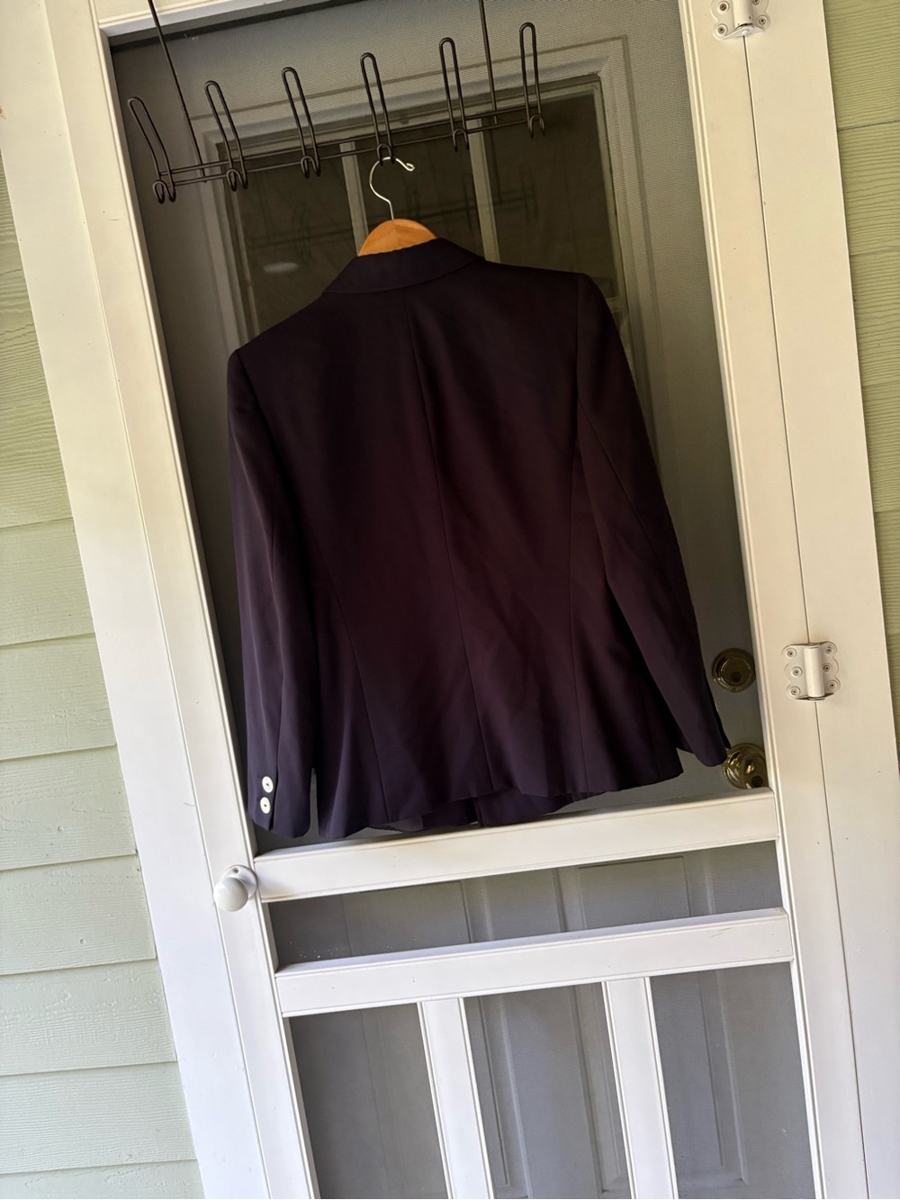 Vintage Valentino Double-Breasted Navy Blazer - Picture 11 of 14
